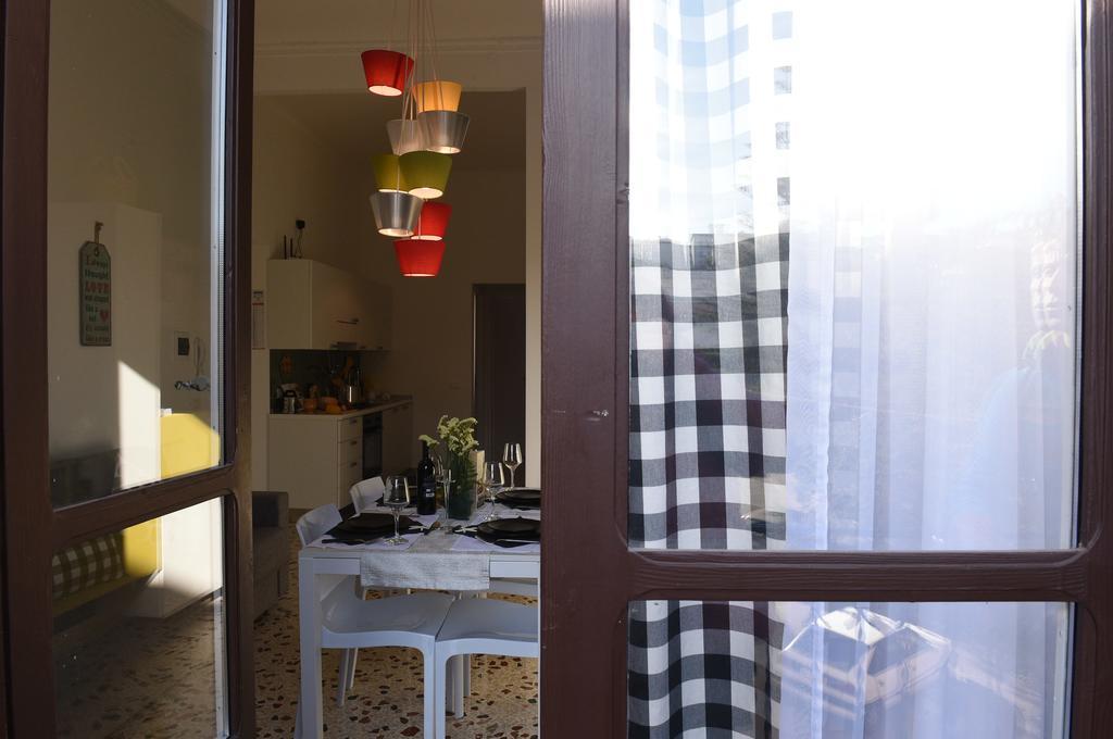 קאסטלמארה דל גולפו Chic Apartment Le Monde מראה חיצוני תמונה